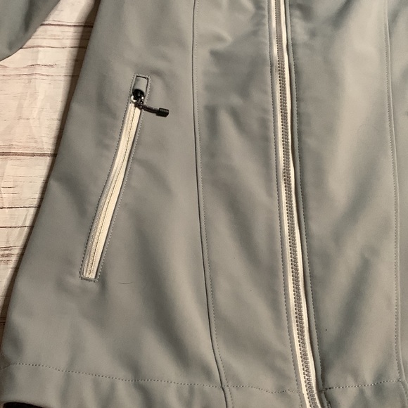 The North Face Summit Series Jacket - Picture 6 of 16
